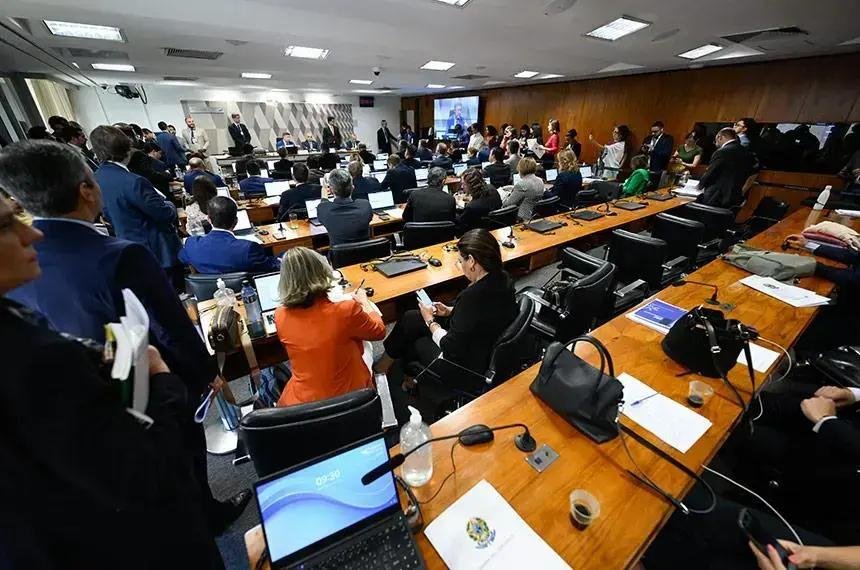 CPMI do INSS investiga fraudes por meio de intermediários no órgão