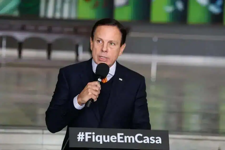 Divulgação de Ação de Improbidade Não Gera Danos Morais a Políticos