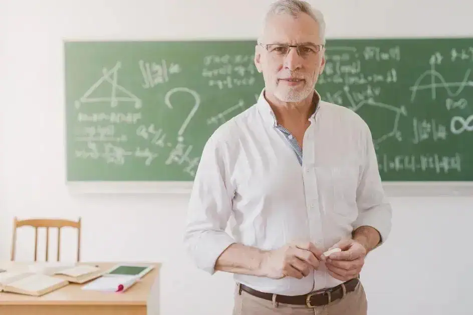Etec São Pedro abre seleção para professores de Matemática até 9 de setembro
