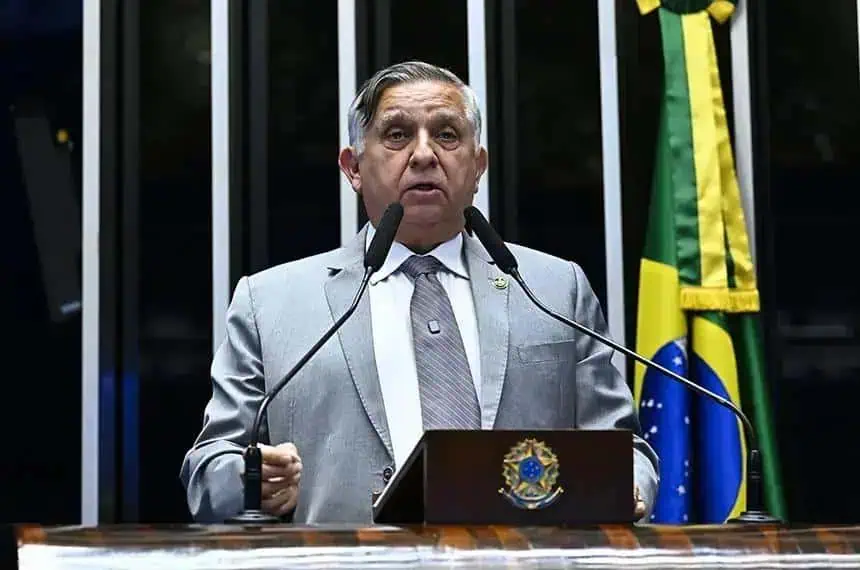 Izalci Lucas cobra a instalação da CPMI para investigar fraudes no INSS