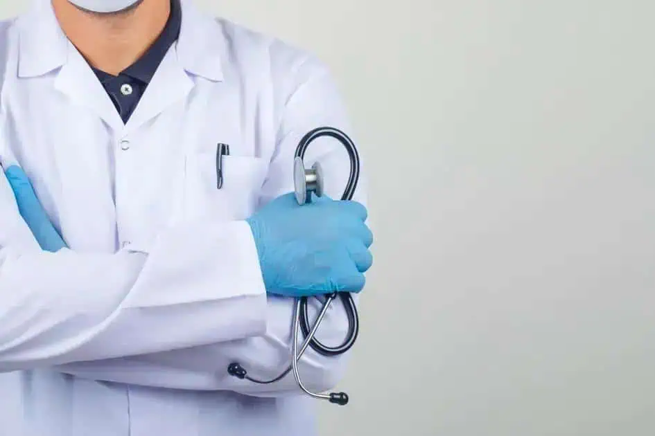 Prefeitura de Varginha abre seleção para médicos com inscrições em agosto