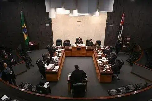 TRE-SP anula cassação e garante mandatos de prefeito e vice-prefeita de Barueri