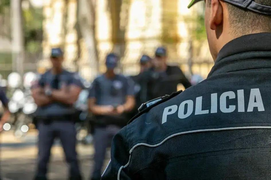 Atenção à saúde mental em concursos policiais: uma questão urgente