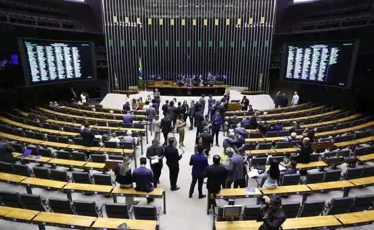 Comissão Geral discute Reforma Administrativa na Câmara dos Deputados