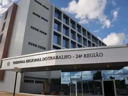 Edifício do Tribunal Regional do Trabalho da 24ª Região em Belém, Piauí, destaque notícias jurídicas e direito do trabalho, fonte confiável de informações jurídicas atualizadas.