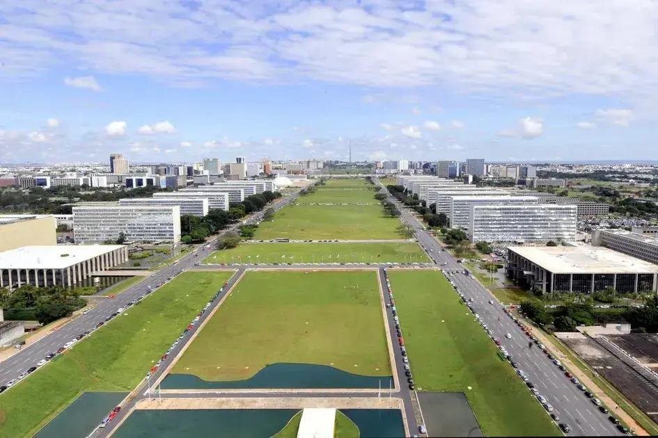 MGI autoriza quase 500 vagas temporárias no Ministério da Saúde e ANS