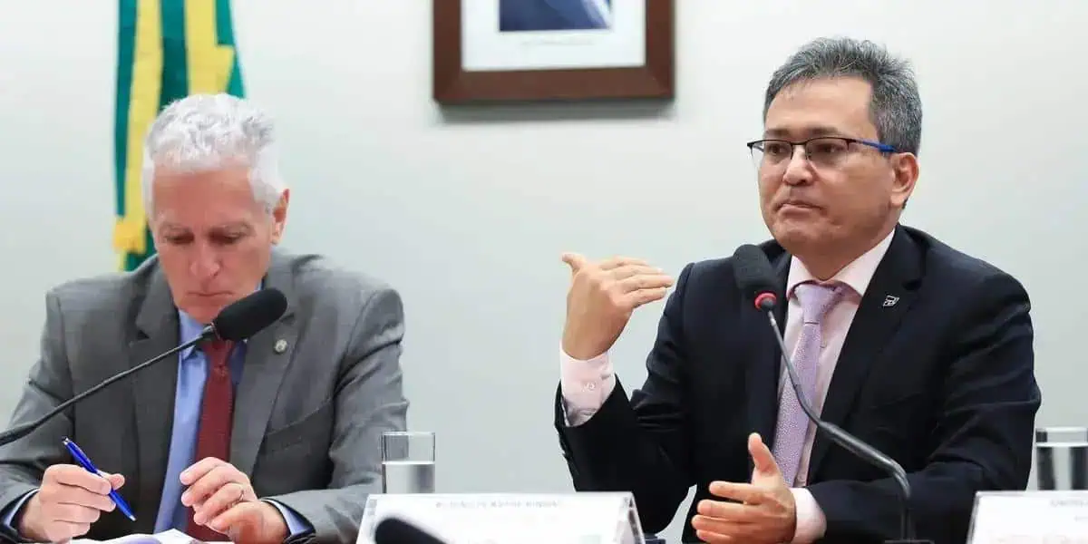 Robinson Barreirinhas discute Justiça Fiscal em Audiência da Câmara dos Deputados
