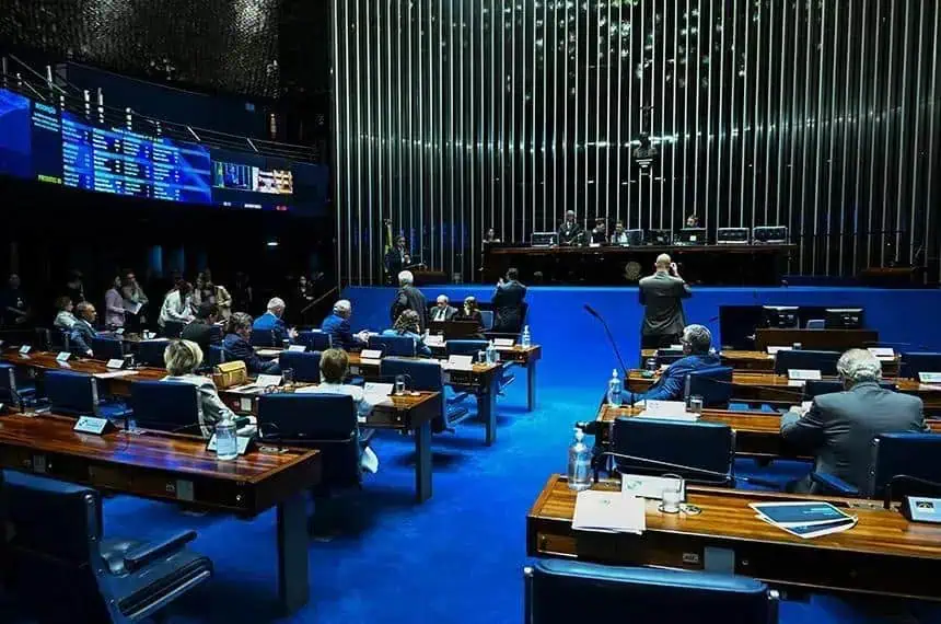 Senado aprova regras mais rígidas para punir devedores contumazes