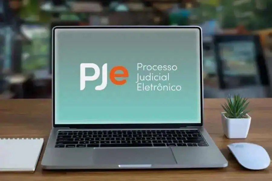 Processo Judicial Eletrônico PJe, inovação na justiça digital, facilitando o acesso e tramitação de processos judiciais eletrônicos, promovendo agilidade e eficiência no sistema judicial brasileiro.