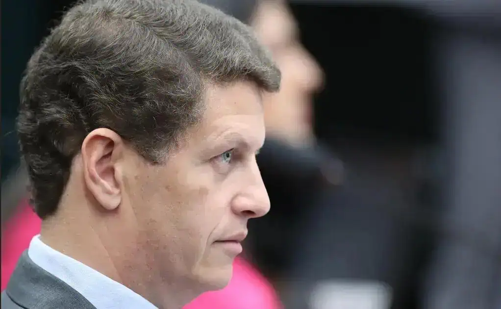 STF julgará Ricardo Salles por facilitação de contrabando de madeira