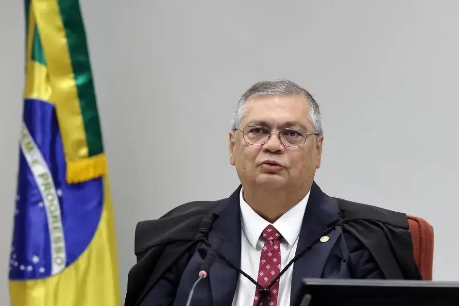STF suspende ingresso em instituições de ensino superior com mensalidades
