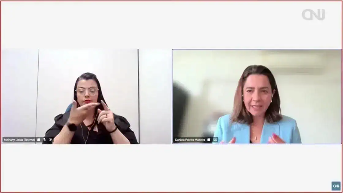 Lei que regulamenta o direito na Justiça Brasileira discutida em webinar do Direito Hoje Notícias com especialistas.