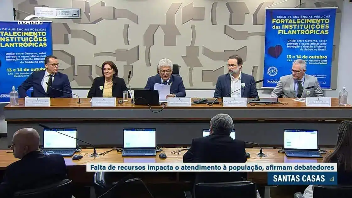 Hospitais Privados Oferecem Tecnologia a Santas Casas em Nova Proposta