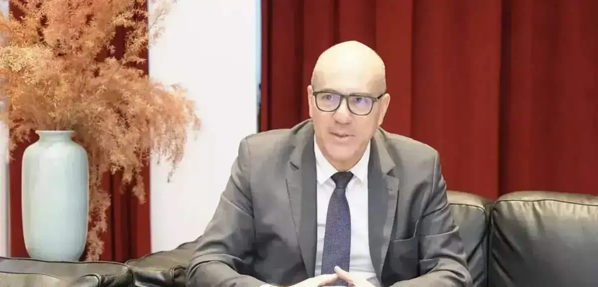 Liberdade de expressão: Juiz rejeita queixa-crime de Jones Manoel contra Leonardo Attuch