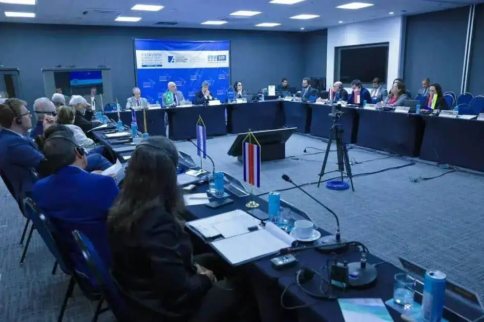 Ministro Alexandre de Moraes discute o papel do STF nas relações civis