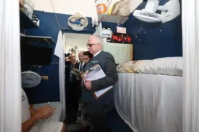 Ministro Fachin inspeciona presídio na Paraíba com foco no bem-estar dos detentos