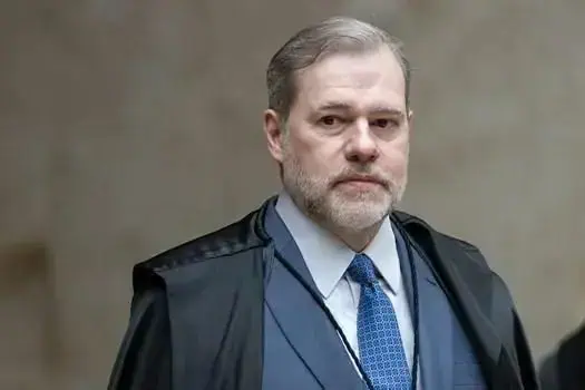 OAB Nacional homenageia Dias Toffoli pelos 16 anos de contribuição ao STF