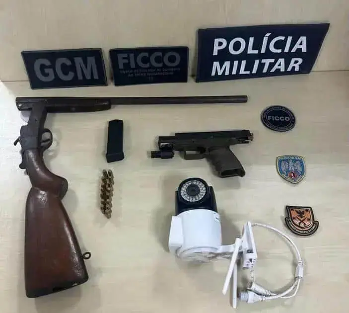 Polícia Federal realiza a Operação Radix para combater facção criminosa no ES