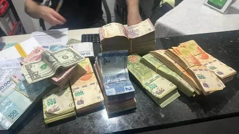Polícia Federal realiza operação contra câmbio ilegal de vinhos na fronteira