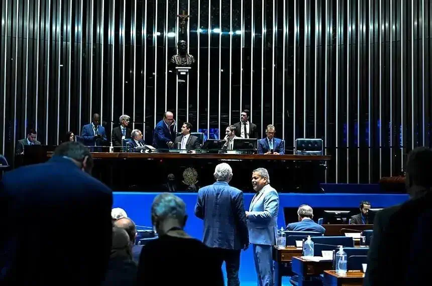 Senado aprova acordo de assistência jurídica entre Brasil e Emirados Árabes