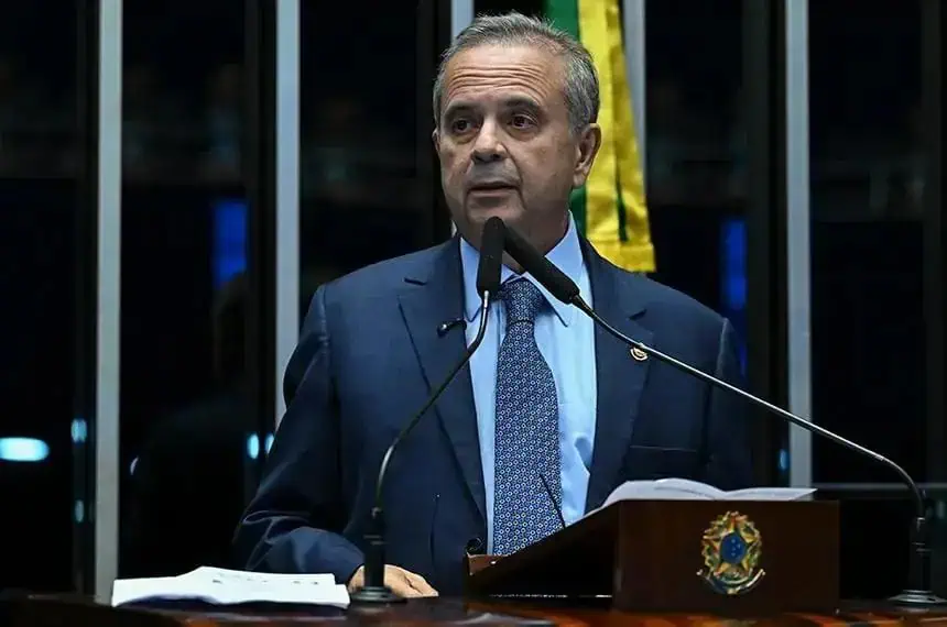 Senador aponta gestão ineficaz do governo nas estatais, com foco na Correios