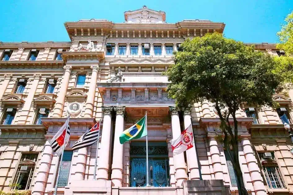 STF Decide Sobre Nepotismo em Cargos de Assistente Jurídico no TJ-SP