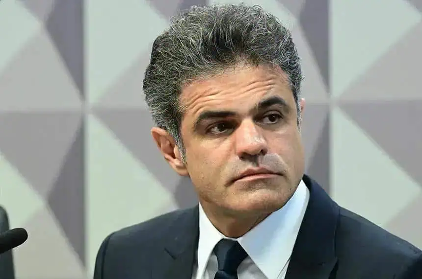 Alfaiate dos famosos é apontado como elo em esquema de lavagem de dinheiro