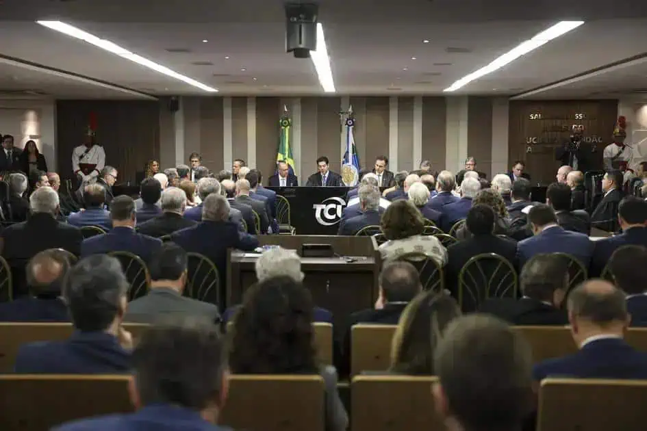 Câmara aprova PEC que garante a permanência dos Tribunais de Contas