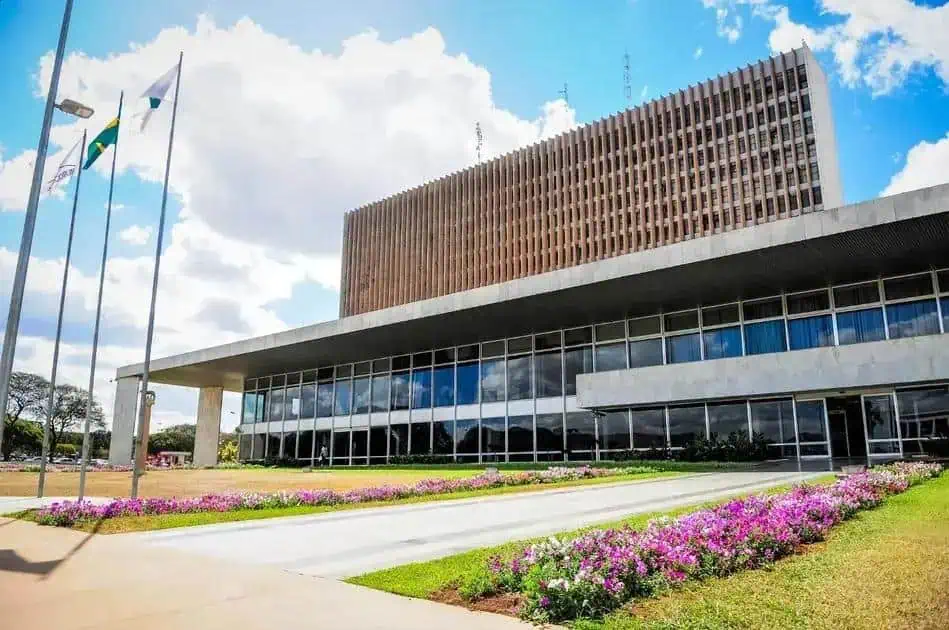 Comissão fiscalizará contrato do concurso Sefaz DF com Cebraspe