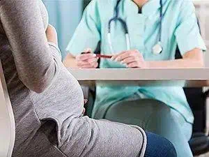 Hospital condenado a indenizar gestante por alta indevida após aborto espontâneo