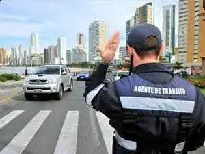 Motorista recebe indenização de R$ 3 mil por autuação tendenciosa