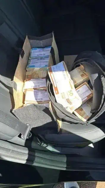 Polícia Federal efetua prisão em flagrante com R$ 1 milhão em Medianeira