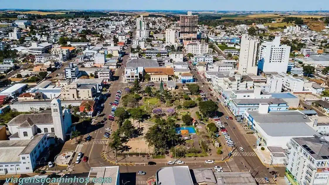 Prefeitura de Campos Novos abre 181 novas vagas em concursos públicos