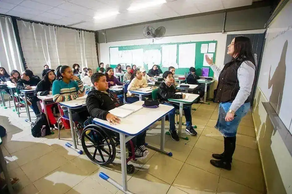Prefeitura de Itapororoca abre 15 vagas para Professor Pedagogo