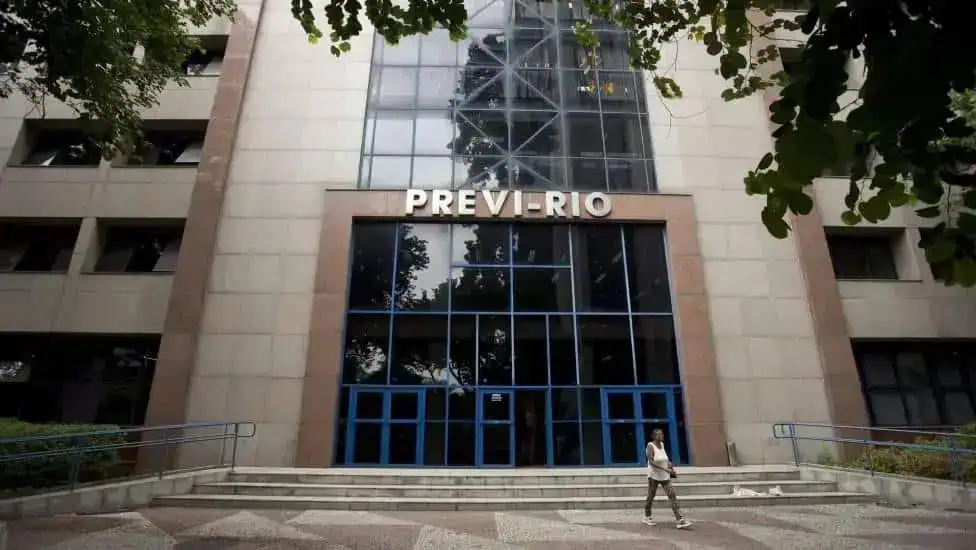 PreviRio abre 60 vagas temporárias para assistente administrativo