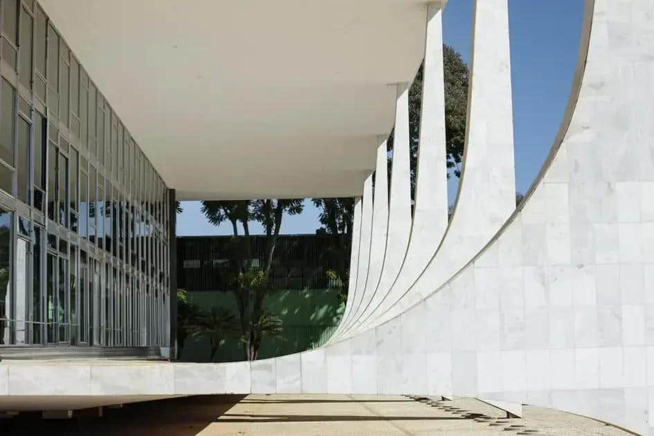 STF decreta prisão preventiva de Jair Bolsonaro após novos indícios