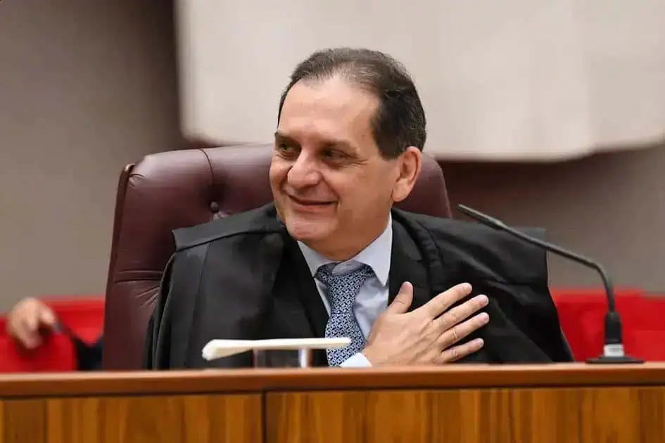 STJ analisa aumento da pena no homicídio que deixa menores órfãos