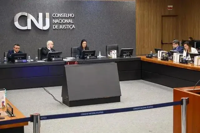 CNJ impõe aposentadoria compulsória a desembargadores do TRT1 por corrupção