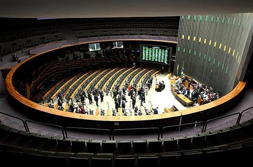 Congresso libera recursos para infraestrutura em projetos de 2025