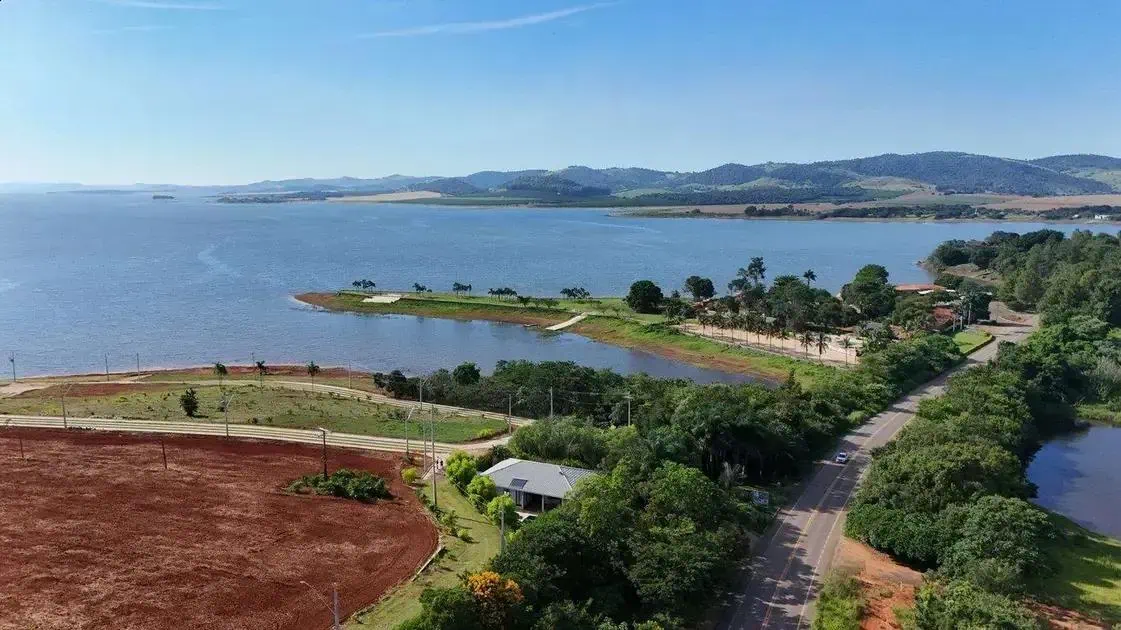 Prefeitura de Carmo do Rio Claro abre vagas para Operário com salário de R$ 2.125,20
