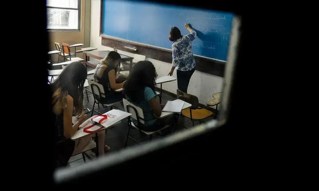 STF analisa ação sobre restrições na jornada de professores em SP