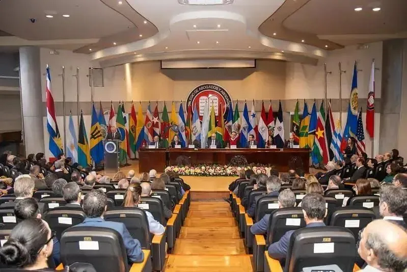 Ministro Fachin destaca a importância dos direitos humanos na democracia