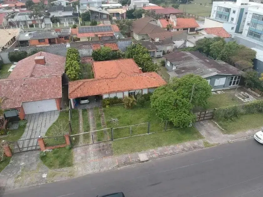 Prefeitura de Xangri-Lá abre seleção com 184 vagas em educação