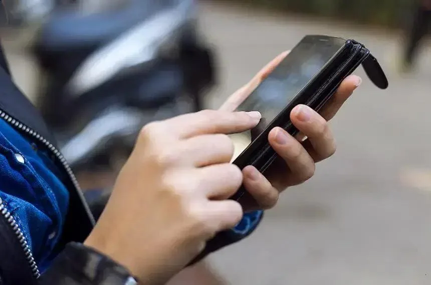 Propostas no Senado buscam coibir furtos de celulares e fraudes eletrônicas