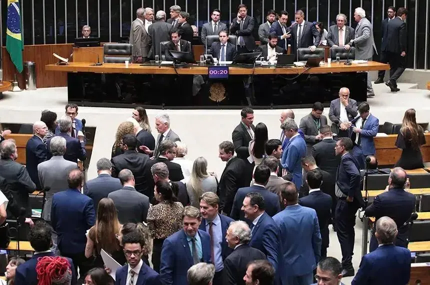 Câmara aprova PL Antifacção; projeto segue para sanção presidencial