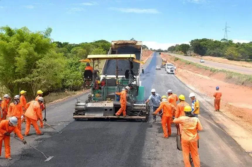 Comissão analisa projeto que reforça sinalização de estradas após obras