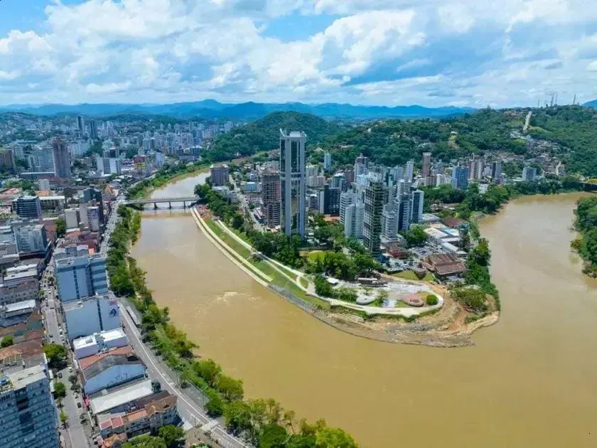 FAHECE HEMOSC Blumenau abre vaga para nível superior em 2026