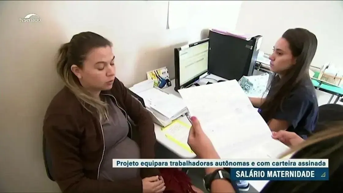 Senado avança na aprovação de projeto que elimina carência do salário-maternidade