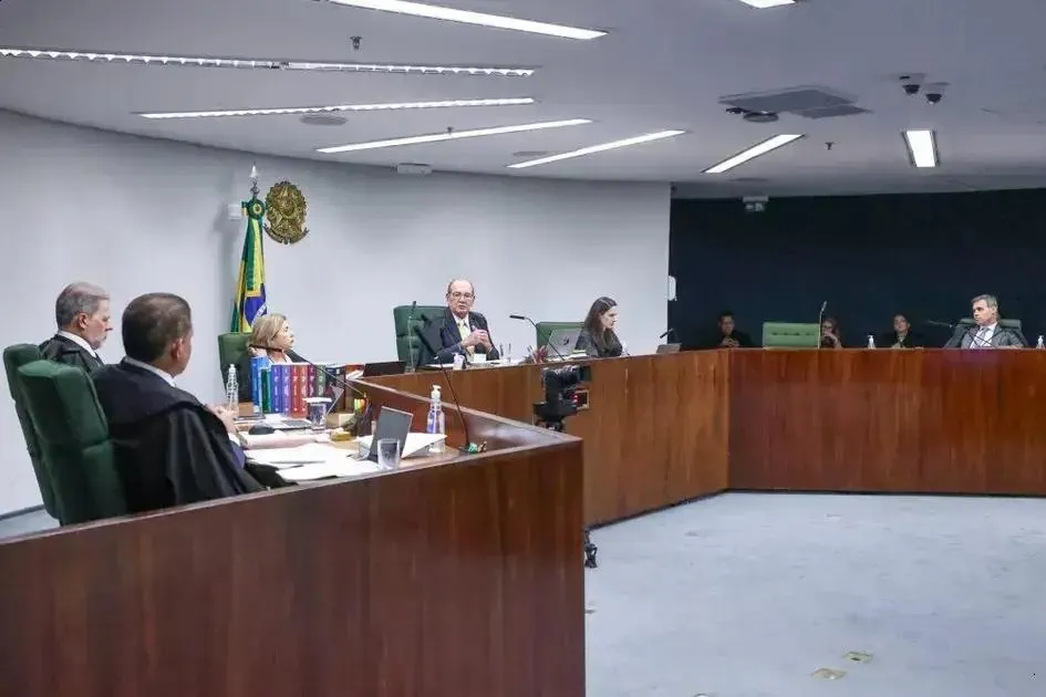 STF julga recurso sobre porte de drogas e direitos do usuário