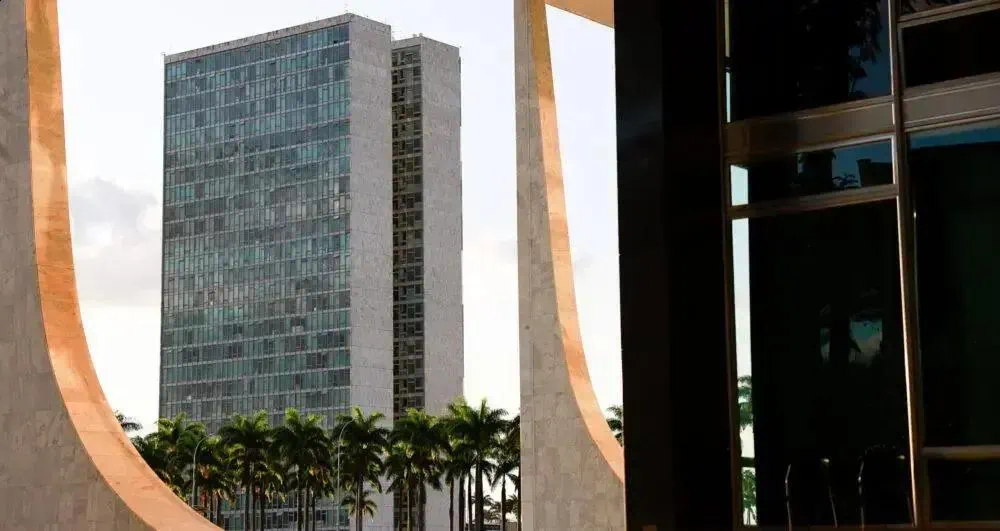 Supremo Tribunal Federal libera emendas de suplentes